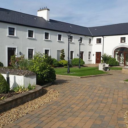 New Forest Estate Lodges Tyrrellspass Extérieur photo