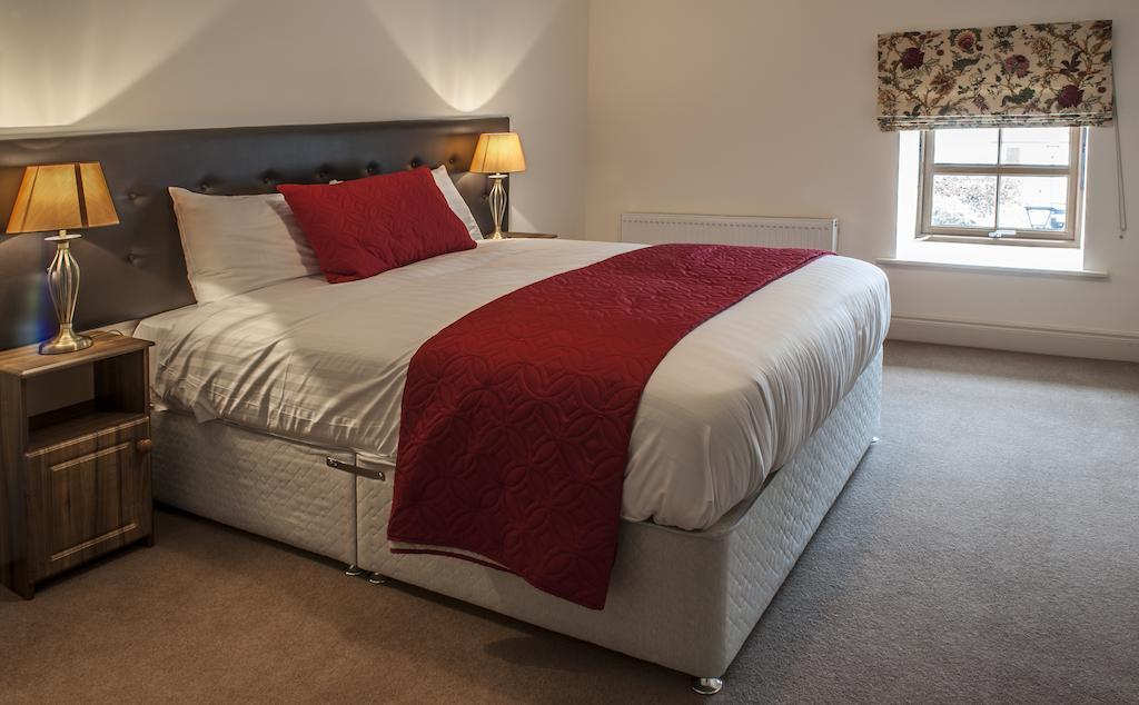 New Forest Estate Lodges Tyrrellspass Chambre photo